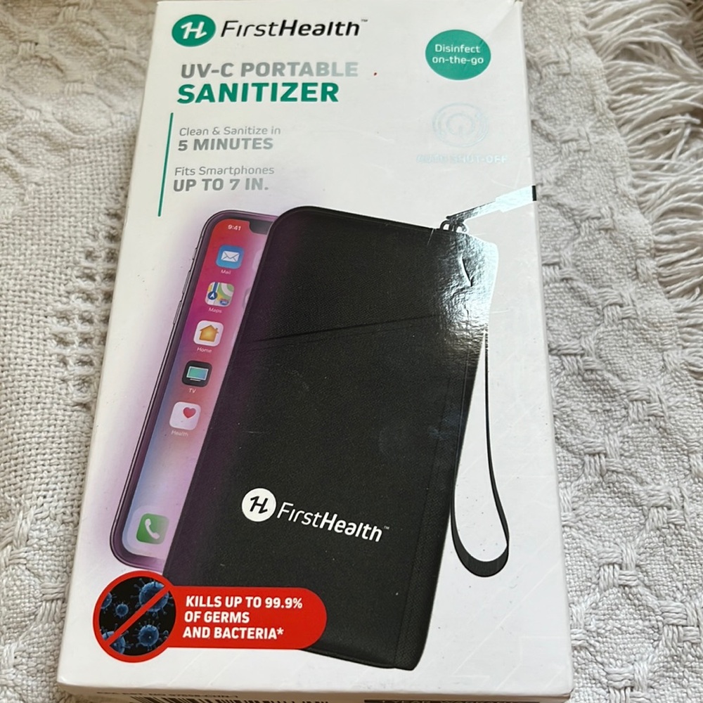 NWT UV-C portable Sanitizer